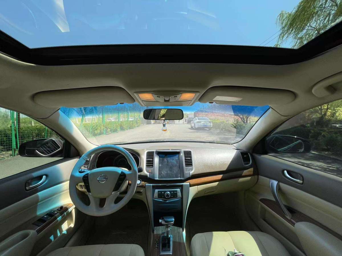 日產(chǎn) 天籟  2011款 2.5L XL領(lǐng)先版圖片