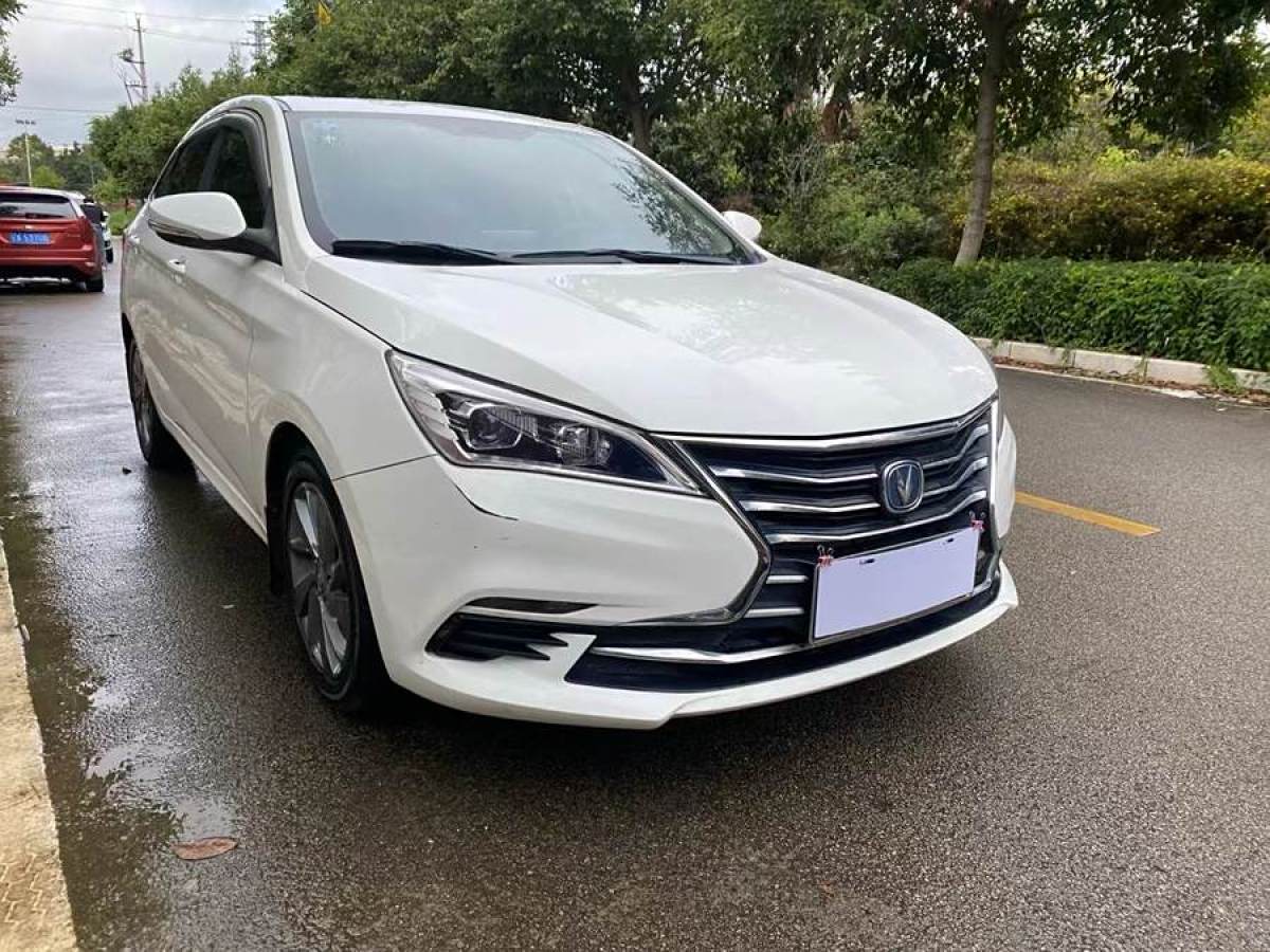 長(zhǎng)安 逸動(dòng)DT  2018款 1.6L 自動(dòng)悅享型圖片