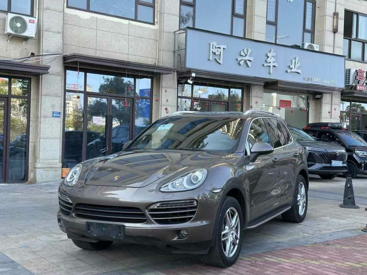 保時(shí)捷 Cayenne  2013款 Cayenne 3.0T 柴油版圖片