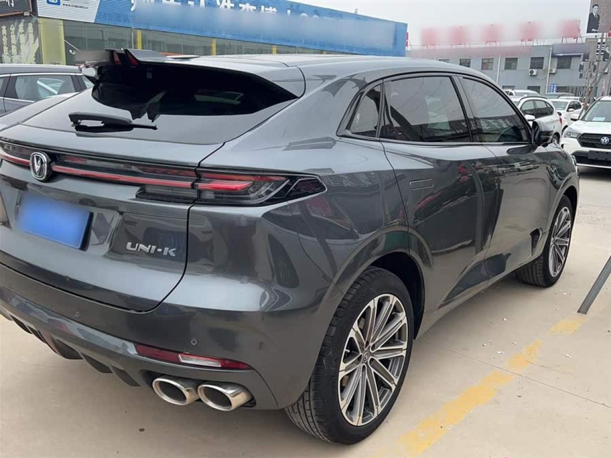 長(zhǎng)安 長(zhǎng)安UNI-K  2021款 2.0T 尊貴型圖片