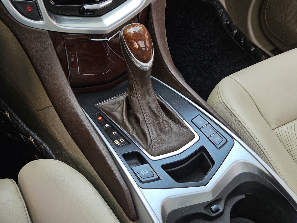 凱迪拉克 SRX  2013款 3.6L 旗艦型圖片