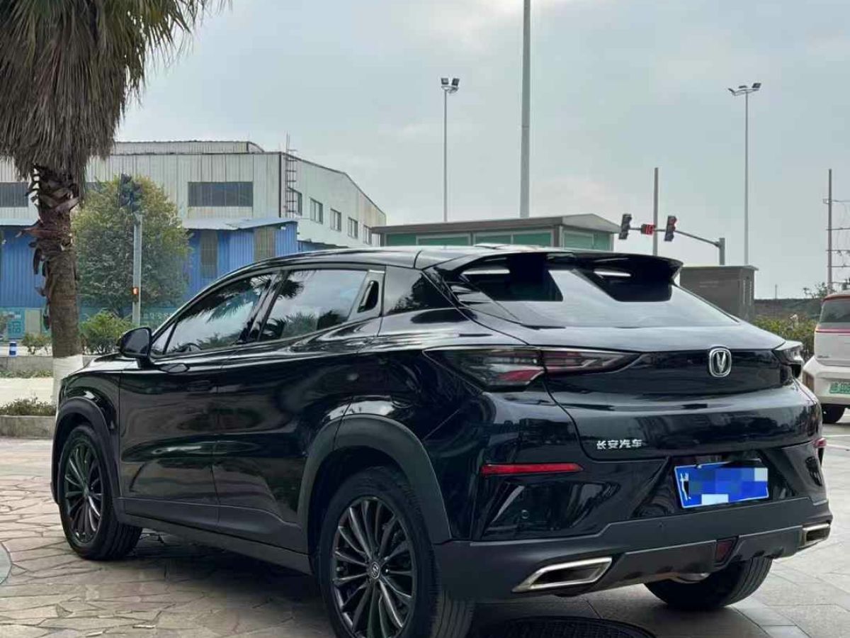 長(zhǎng)安 銳程CC  2020款 1.5T 自動(dòng)鋒銳型圖片