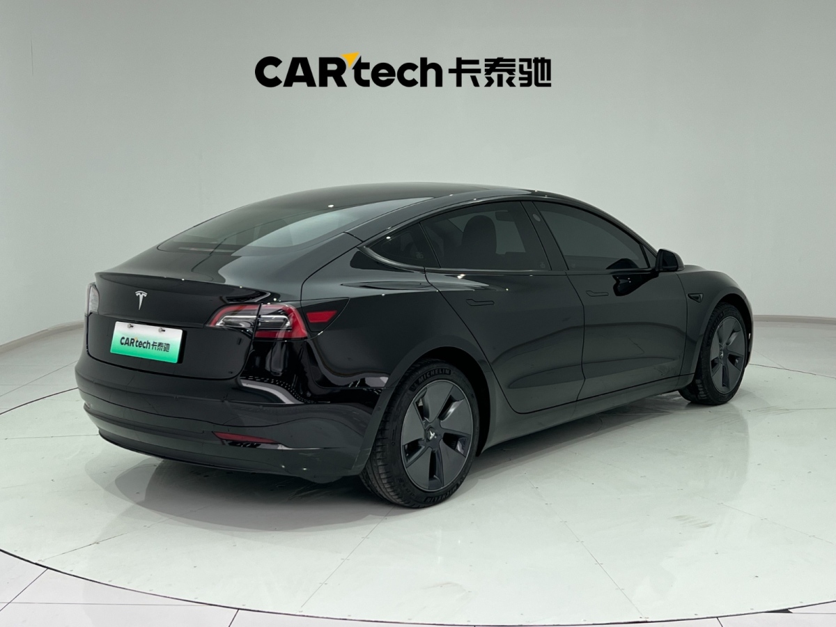 特斯拉 Model 3  2022款 后輪驅(qū)動(dòng)版圖片