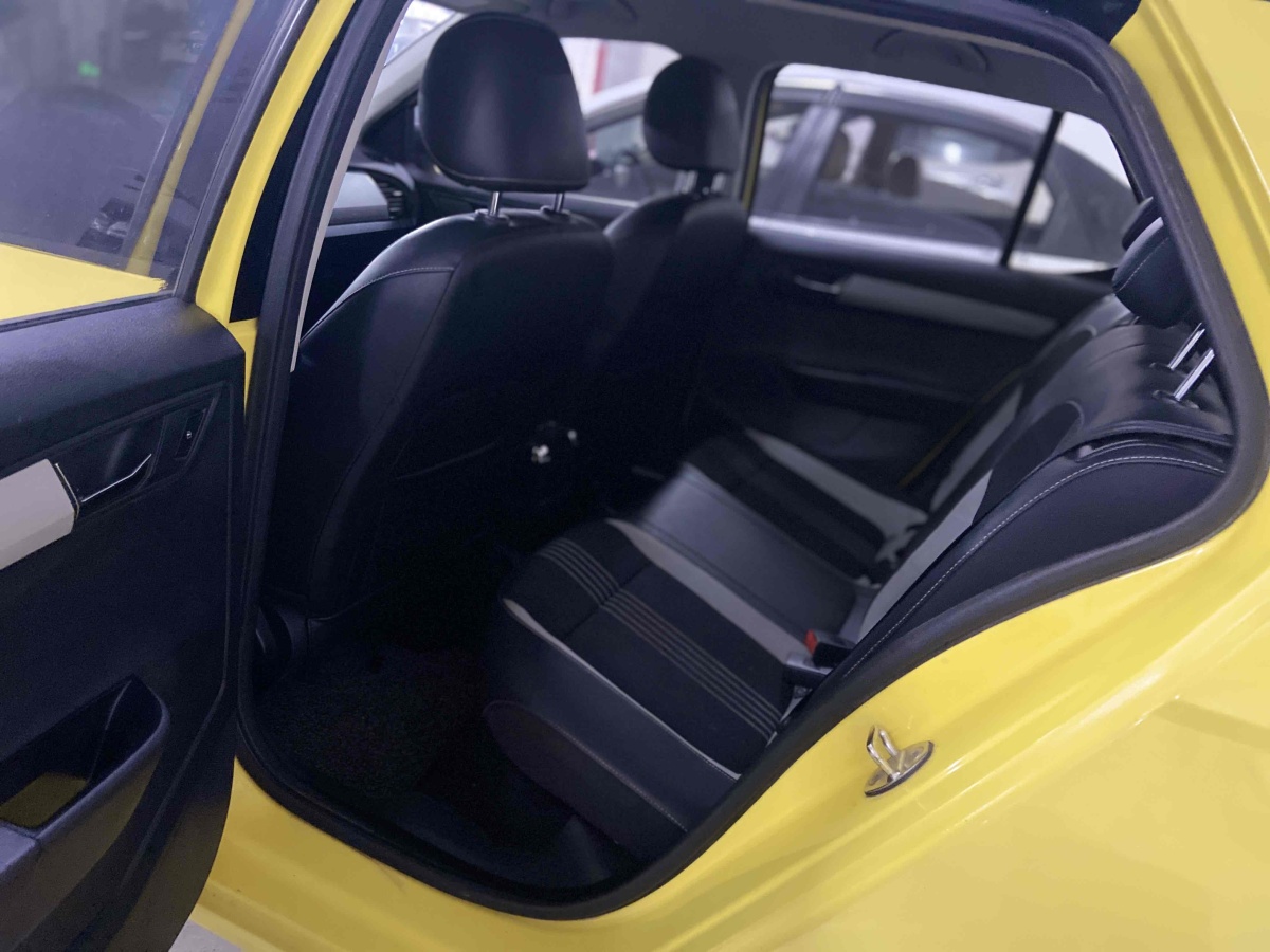 斯柯達(dá) 晶銳  2015款 1.6L 自動運動版圖片