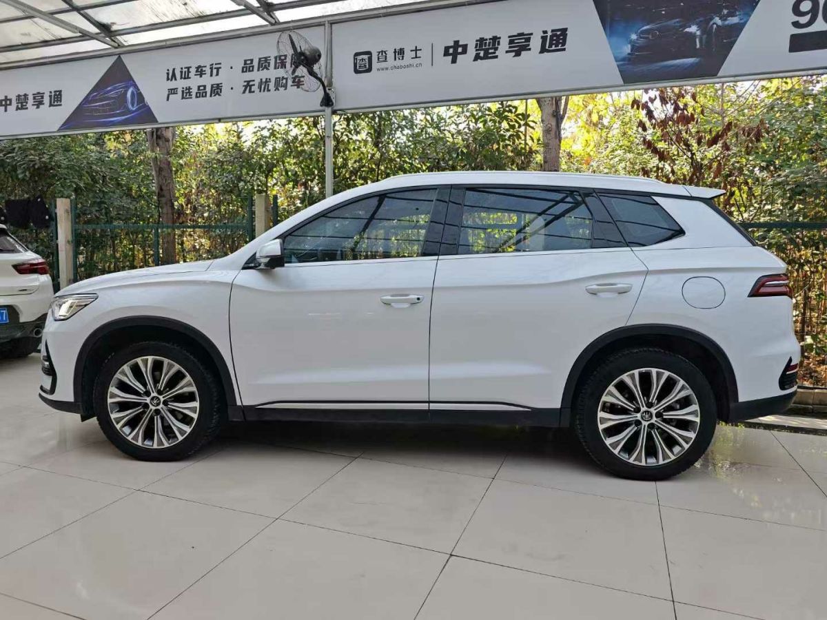 比亞迪 宋MAX新能源  2022款 DM-i 105KM 尊榮型圖片