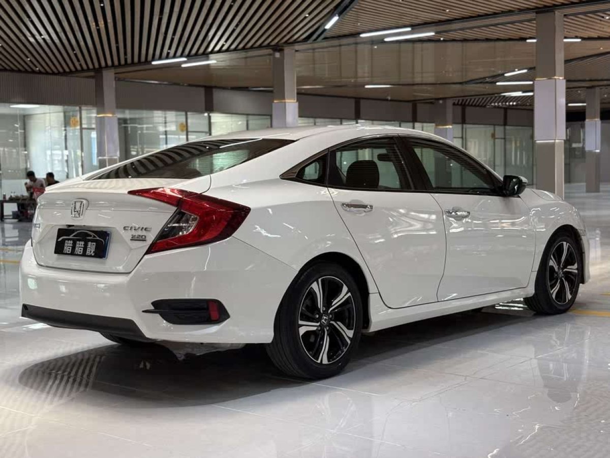 本田 思域  2016款 220TURBO CVT尊貴版圖片