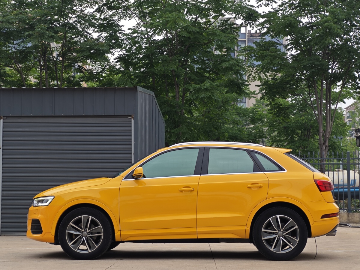 2016年9月奧迪 奧迪Q3  2016款 40 TFSI quattro 全時(shí)四驅(qū)運(yùn)動(dòng)型