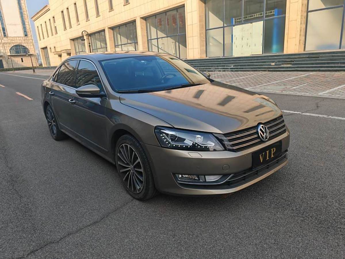 2015年11月大眾 帕薩特  2014款 2.0TSI DSG御尊導(dǎo)航版