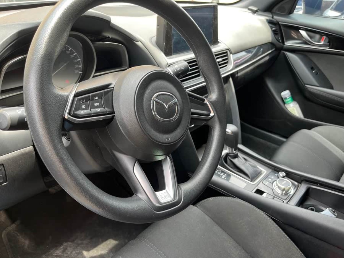 馬自達 CX-4  2020款 2.0L 自動兩驅(qū)藍天活力版圖片