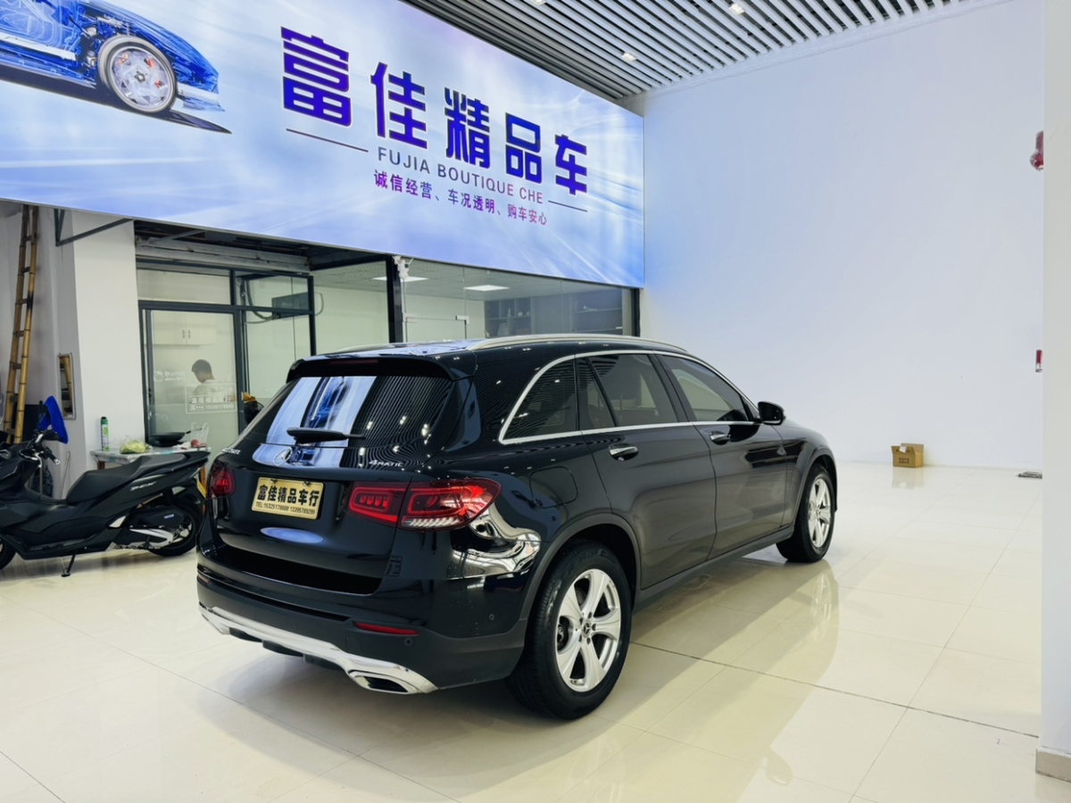 奔驰 奔驰GLC  2020款 改款 GLC 260 L 4MATIC 动感型图片