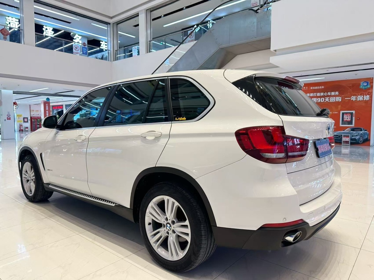 寶馬 寶馬X5  2014款 xDrive35i 領(lǐng)先型圖片