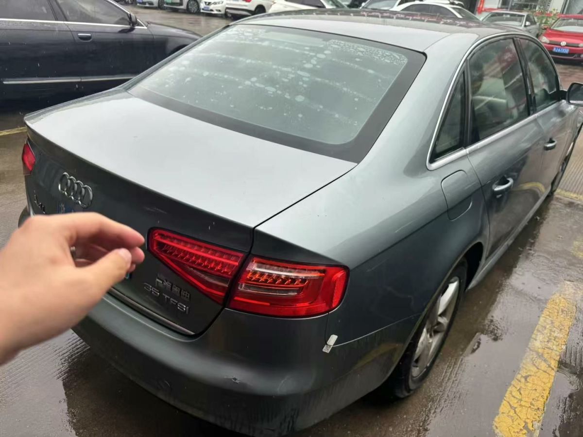 奧迪 奧迪A4L  2013款 A4L 30TFSI 手動(dòng)舒適型圖片