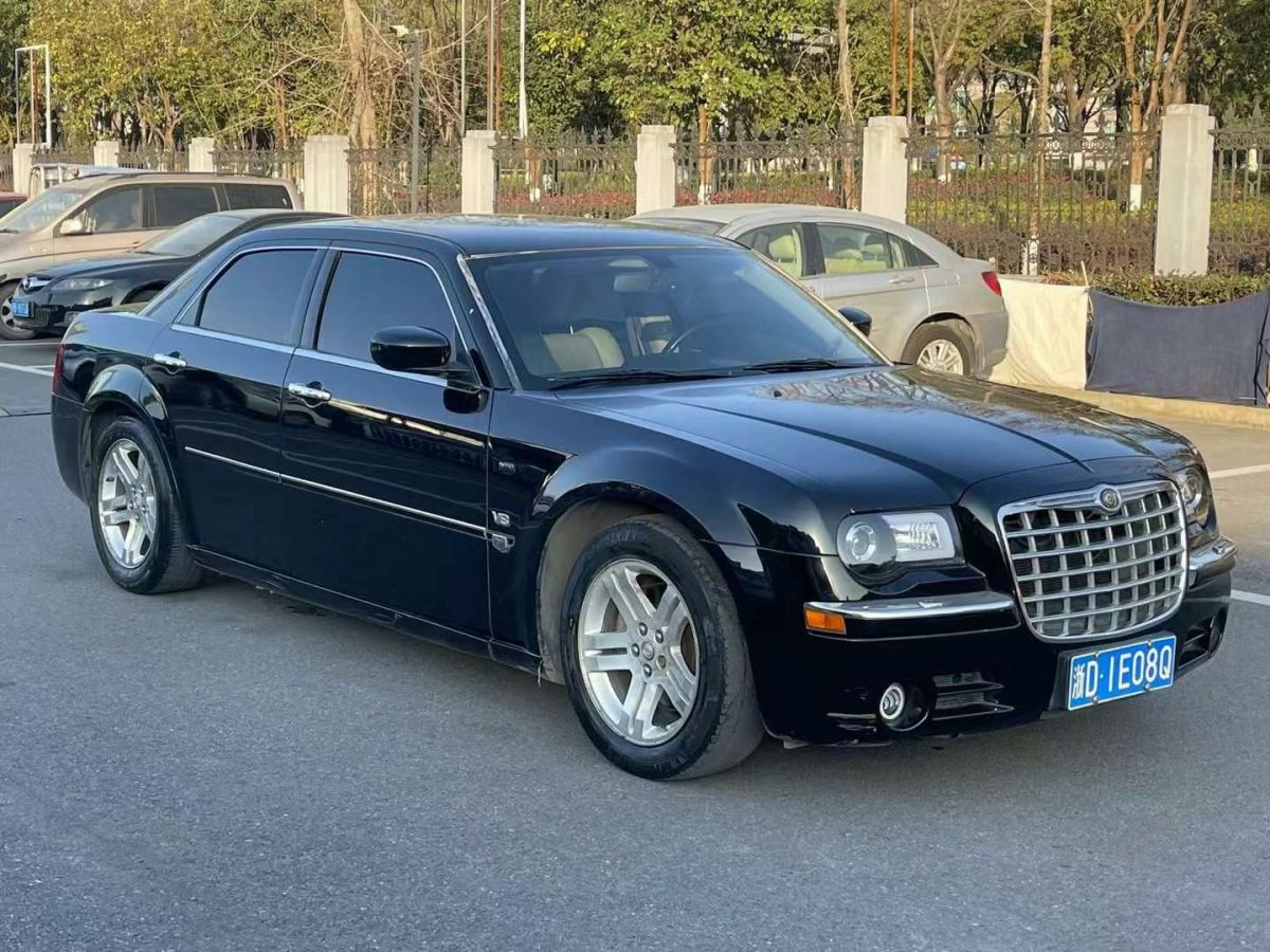 克萊斯勒 300C 圖片