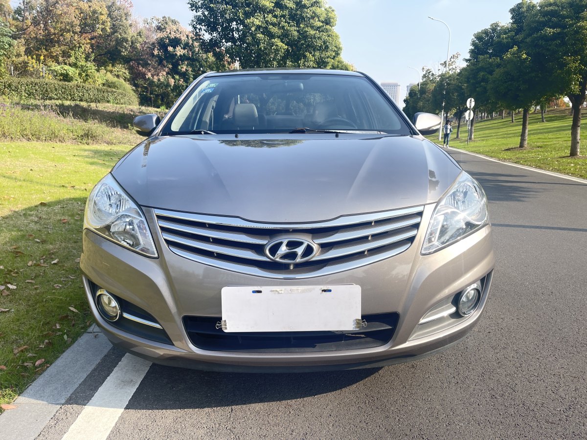 現(xiàn)代 悅動  2011款 1.6L 自動豪華型圖片