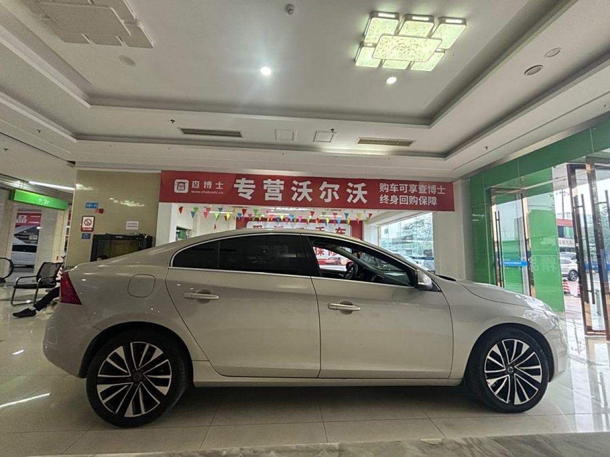 沃爾沃 S60  2017款 L 2.0T T4 智遠(yuǎn)版圖片