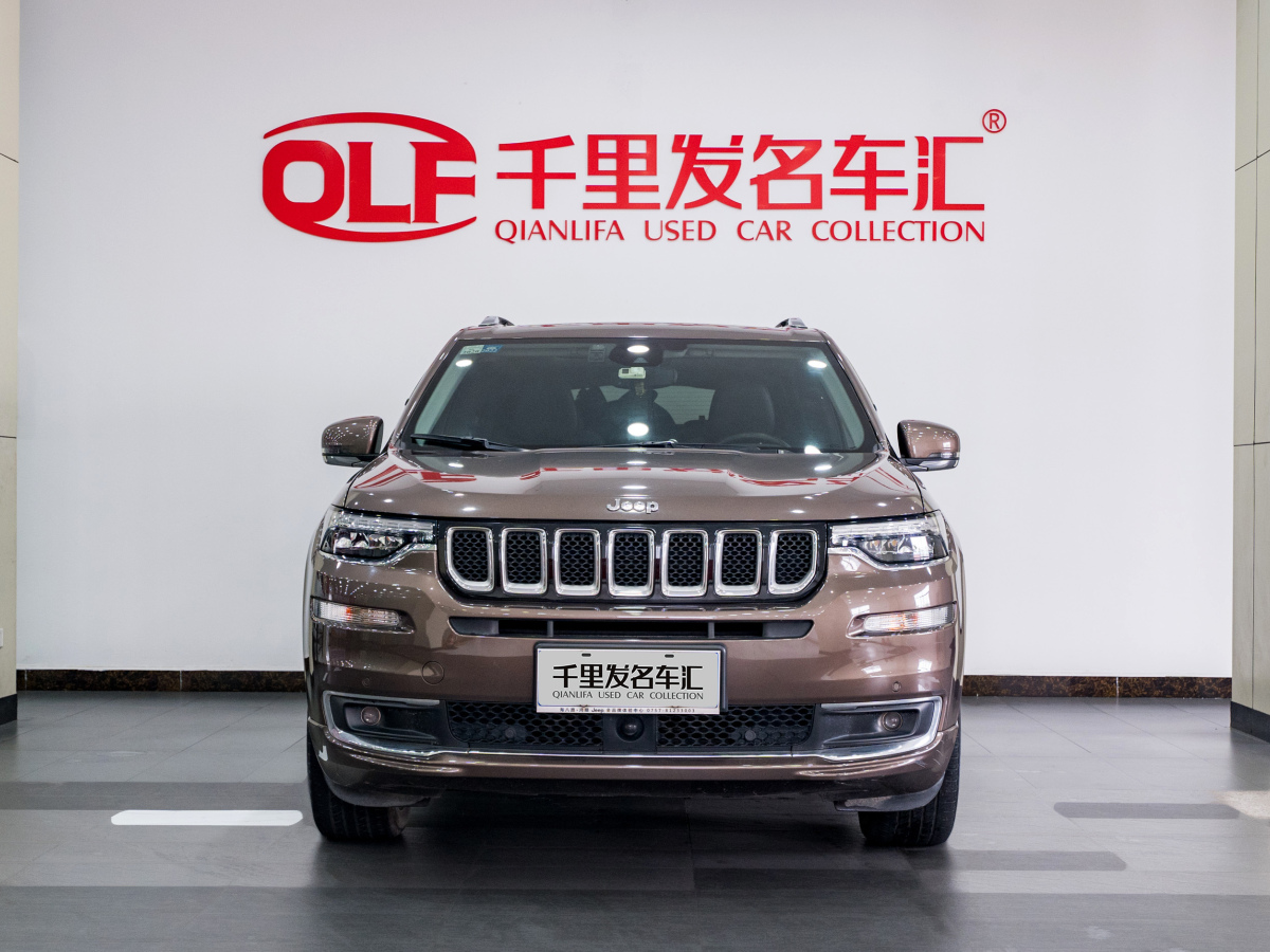 Jeep 大指揮官  2018款 2.0T 四驅(qū)智享版圖片