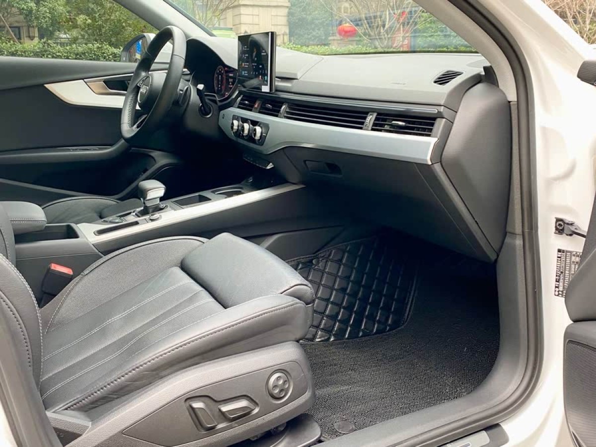奧迪 奧迪A4L  2022款 40 TFSI 時尚動感型圖片