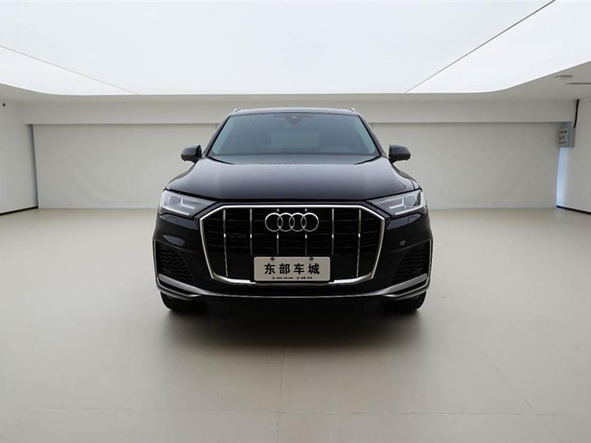 奧迪 奧迪Q7  2024款 55 TFSI quattro S line運(yùn)動(dòng)型圖片