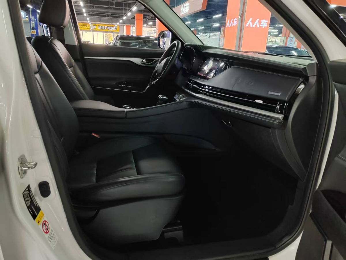 長(zhǎng)安 CS95  2019款 2.0T 兩驅(qū)精英型圖片