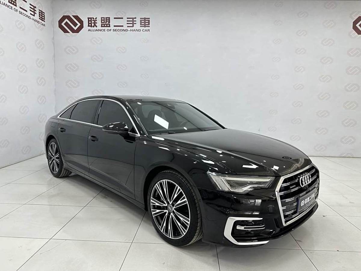 奧迪 奧迪A6L  2023款 改款 45 TFSI quattro 臻選動感型圖片