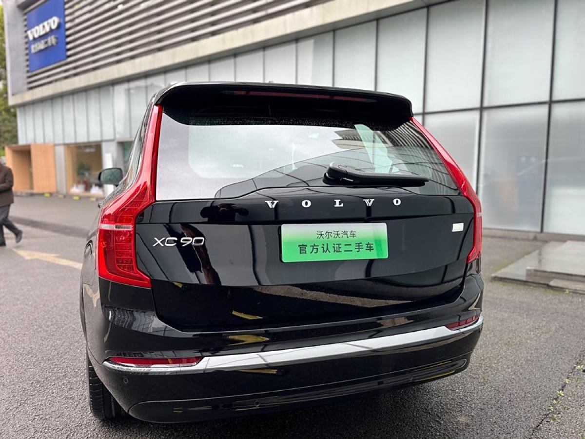 沃爾沃 XC90新能源  2022款 改款 E驅(qū)混動(dòng) T8 智尊豪華版 7座圖片