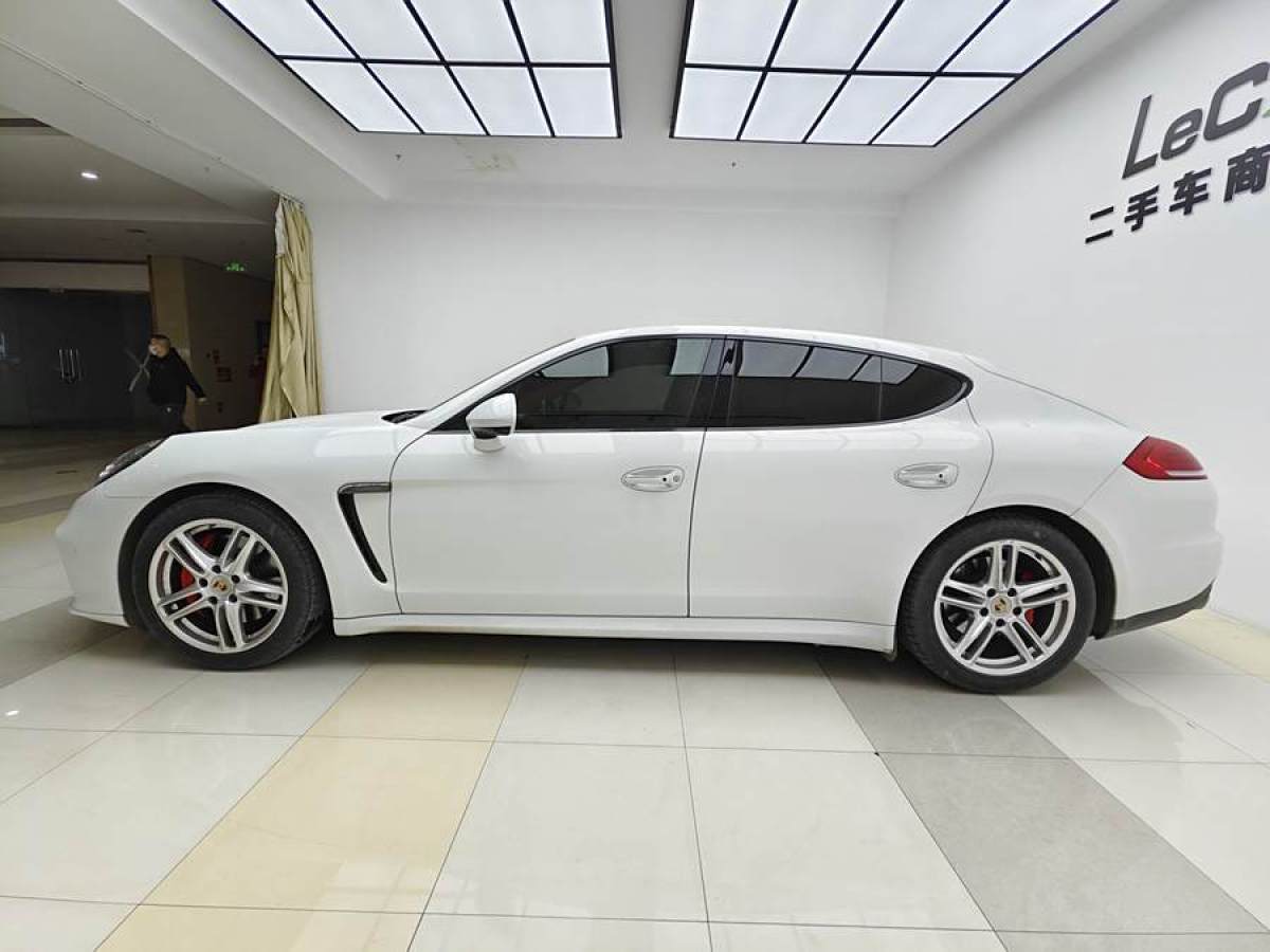 保時(shí)捷 Panamera  2014款 Panamera 3.0T圖片