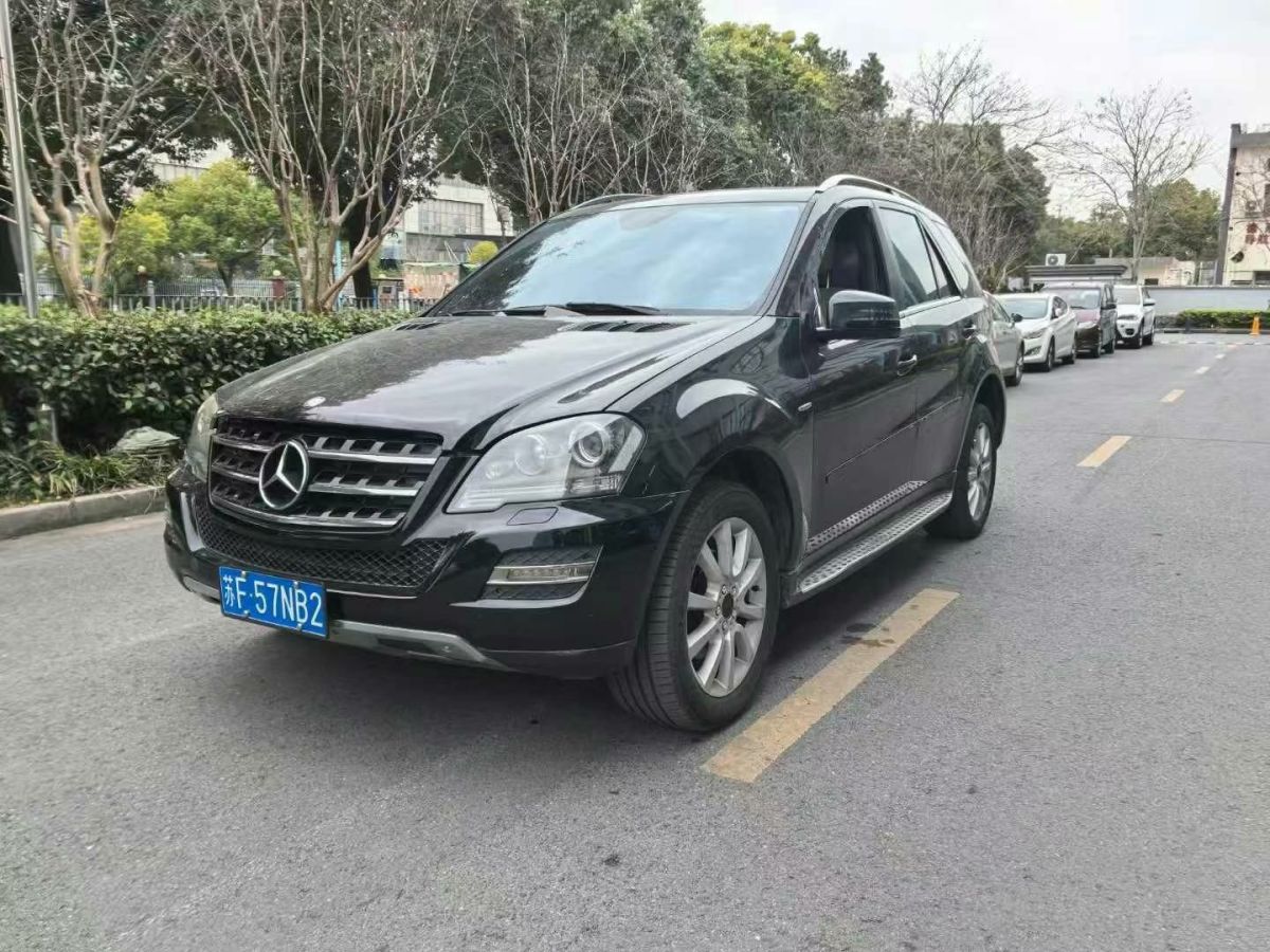 奔馳 奔馳M級(jí)AMG  2011款 AMG ML 63圖片