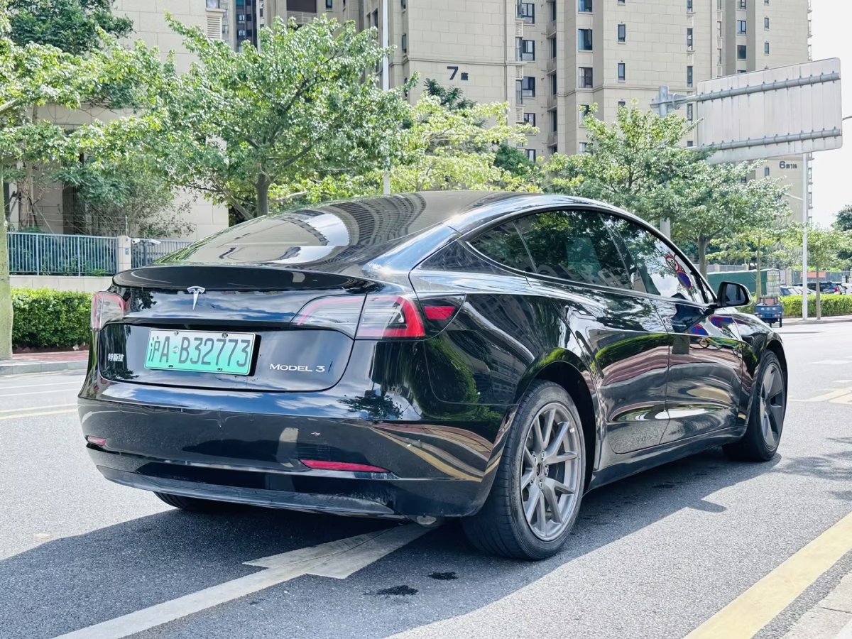 特斯拉 Model 3  2022款 改款 后輪驅(qū)動版圖片