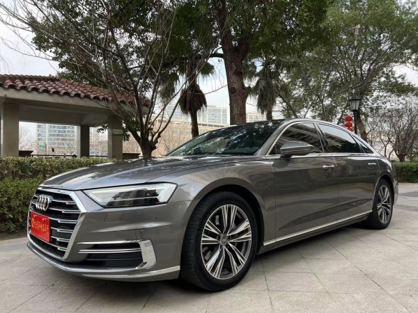 奥迪 奥迪A8  2019款 A8L 50 TFSI quattro 舒适型