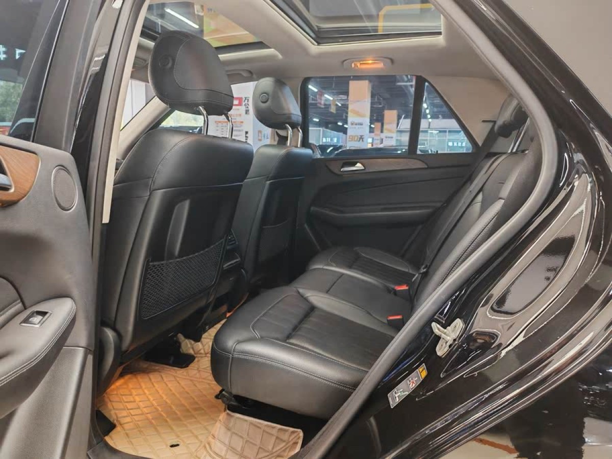 奔馳 奔馳GLE  2017款 GLE 320 4MATIC 動感型圖片