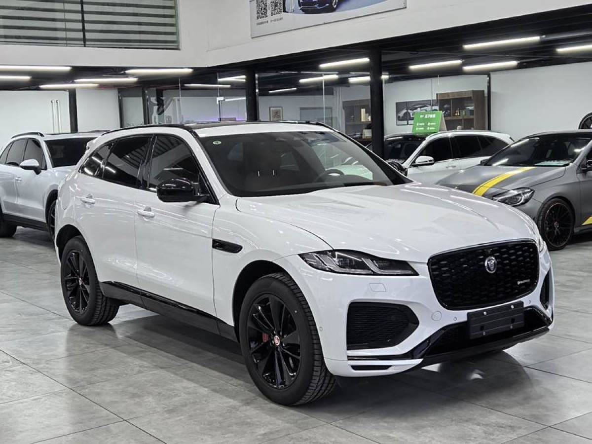 2023年1月捷豹 F-PACE  2022款 P250 R-Dynamic BLACK