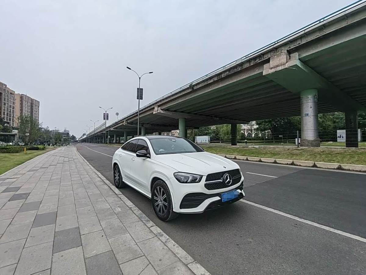 奔馳 奔馳GLE轎跑  2020款 GLE 350 4MATIC 轎跑SUV 時尚型圖片