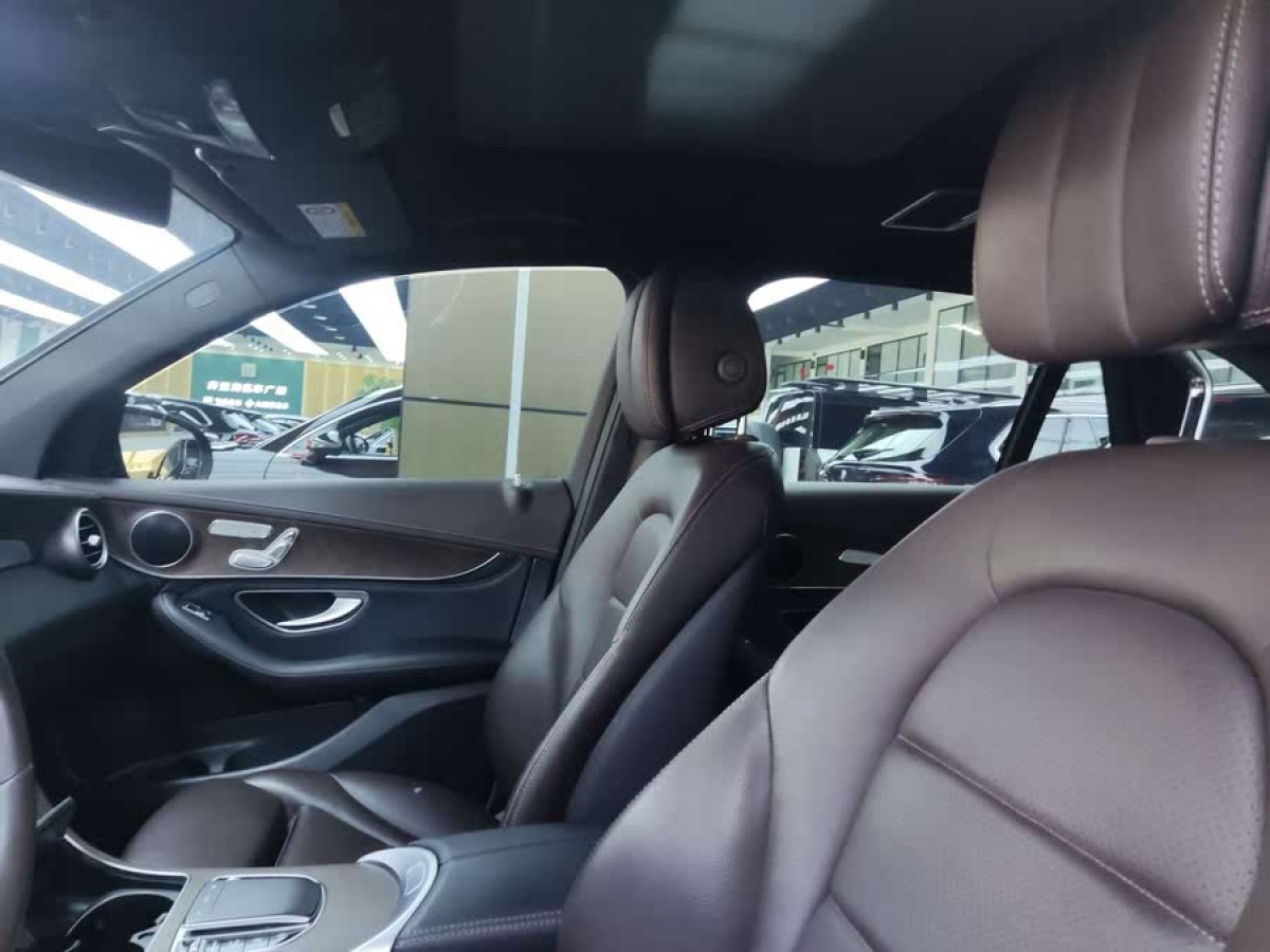 奔馳 奔馳GLC  2018款 改款 GLC 300 4MATIC 動感型圖片