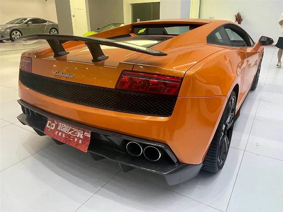 蘭博基尼 Gallardo  2011款 LP 560-4 Bicolore圖片