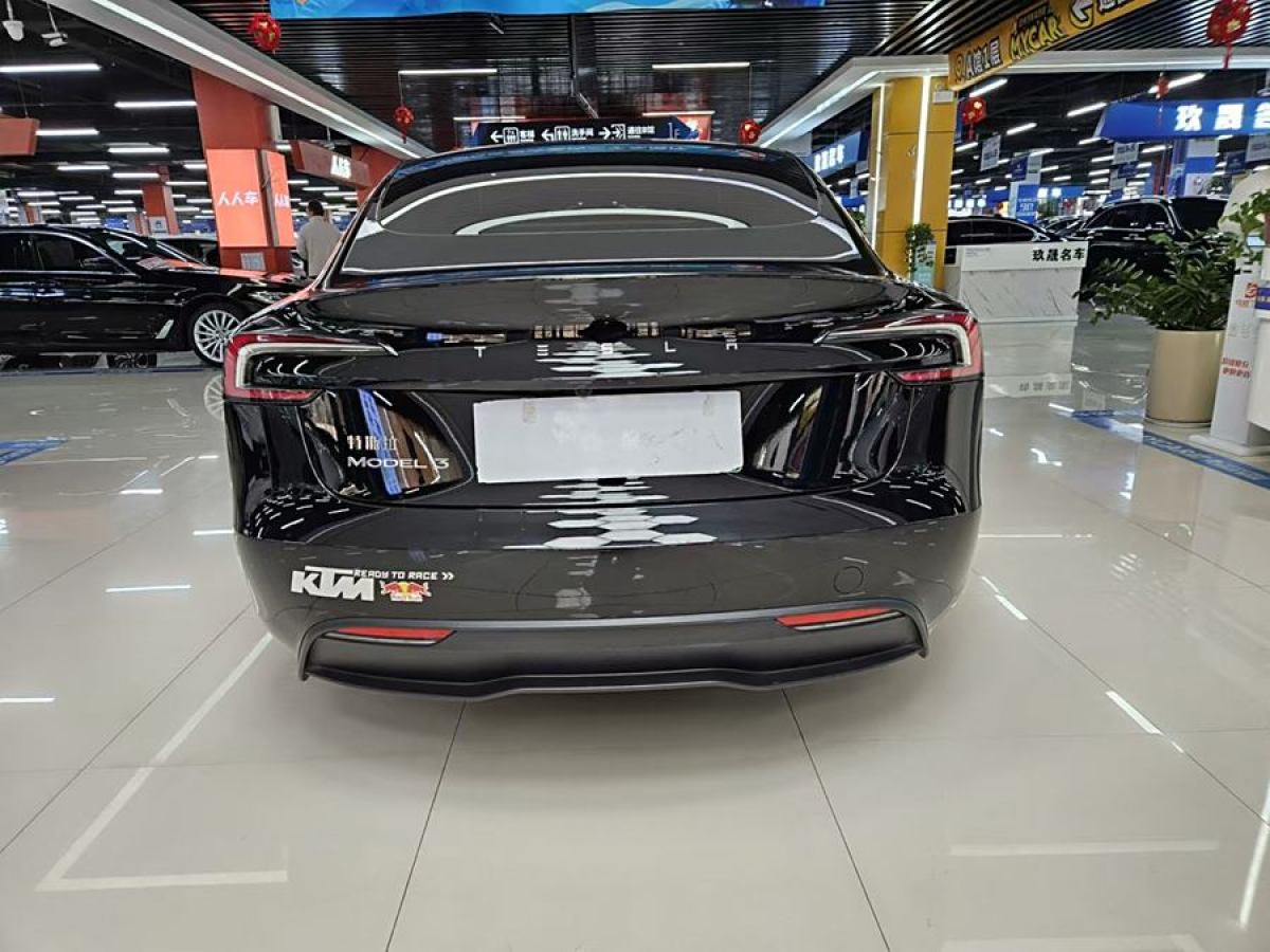 特斯拉 Model Y  2023款 后輪驅(qū)動(dòng)版圖片