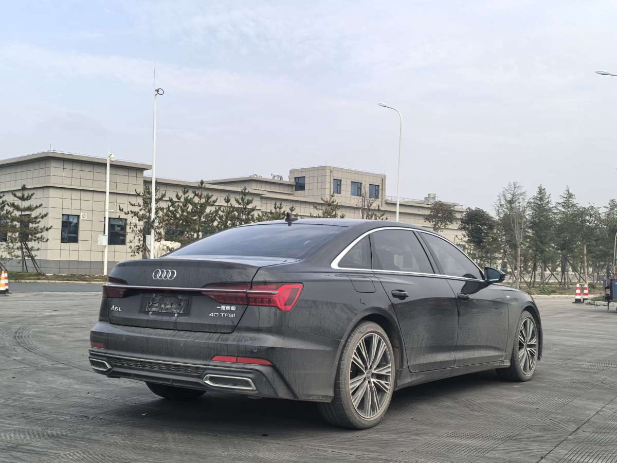 奧迪 奧迪A6L  2022款 40 TFSI 豪華動感型圖片