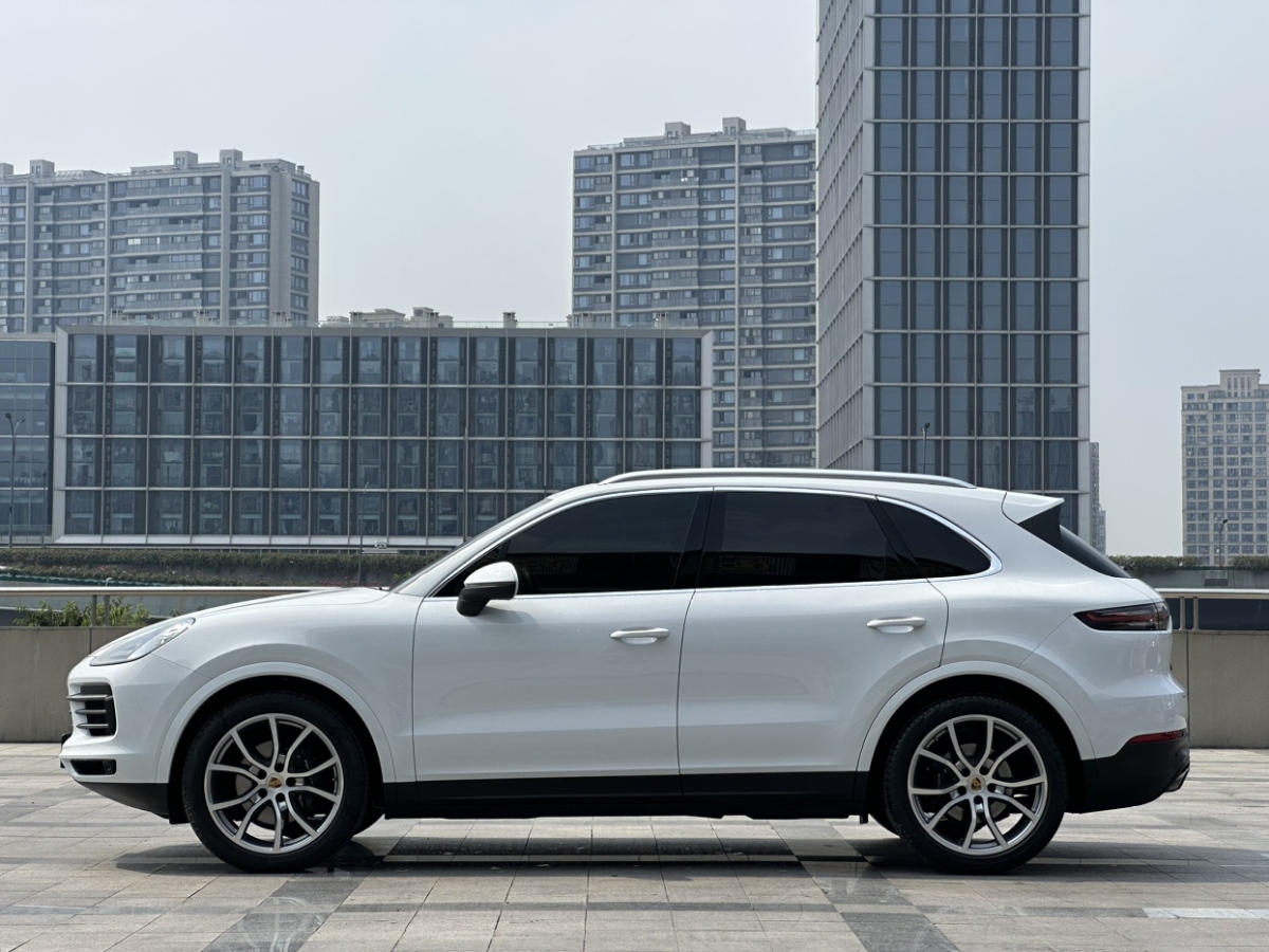 保時(shí)捷 Cayenne  2019款 Cayenne 3.0T圖片