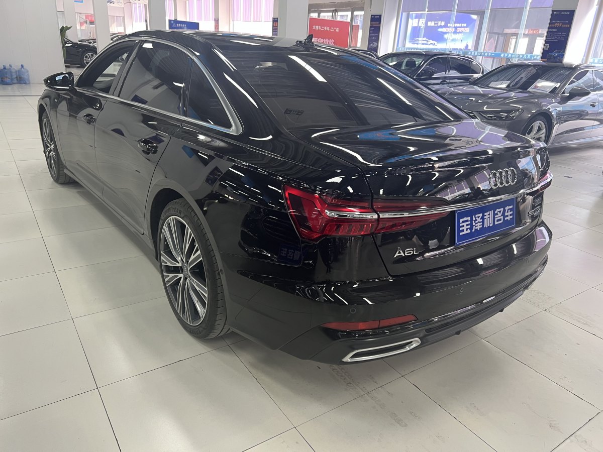 奧迪 奧迪A6L  2020款 45 TFSI quattro 臻選動(dòng)感型圖片