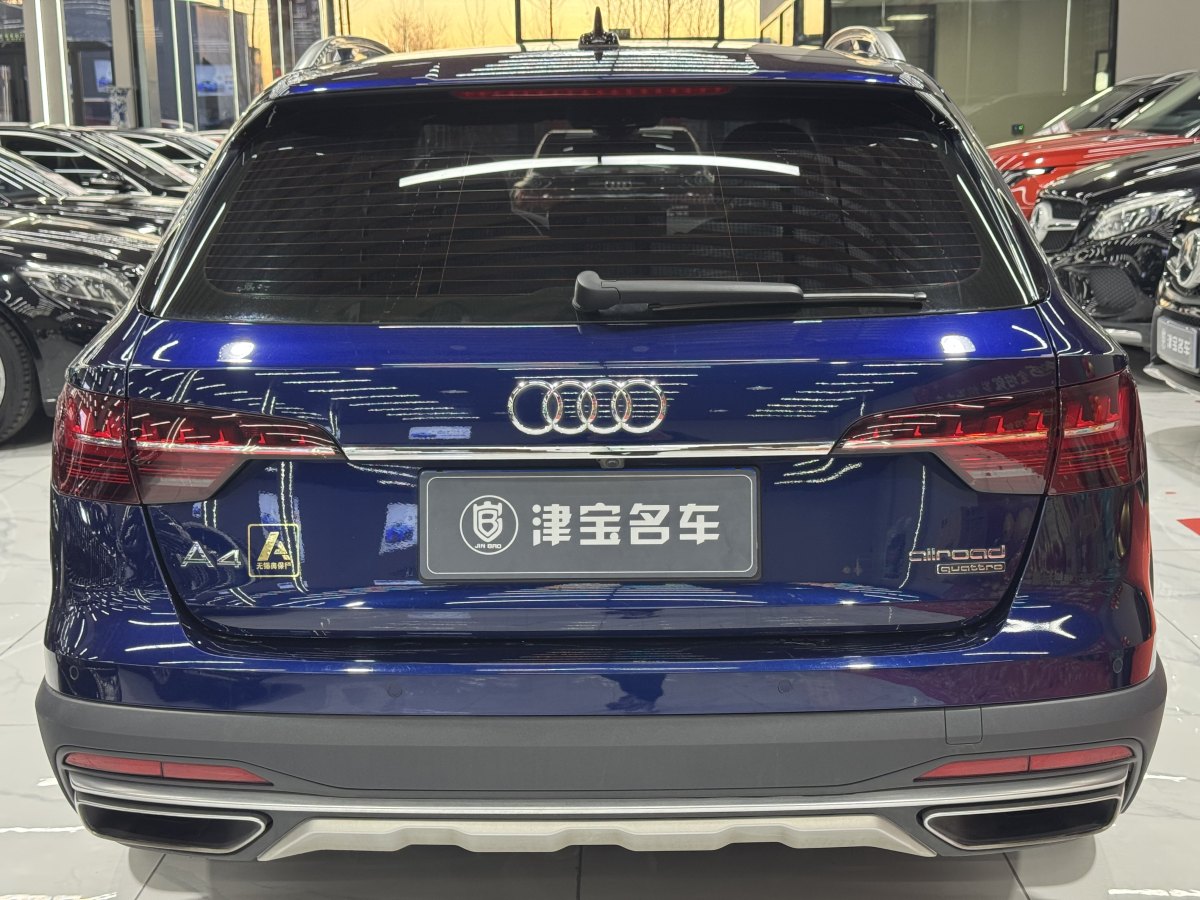 奧迪 奧迪A4  2022款 allroad quattro 冰雪運(yùn)動(dòng)版圖片