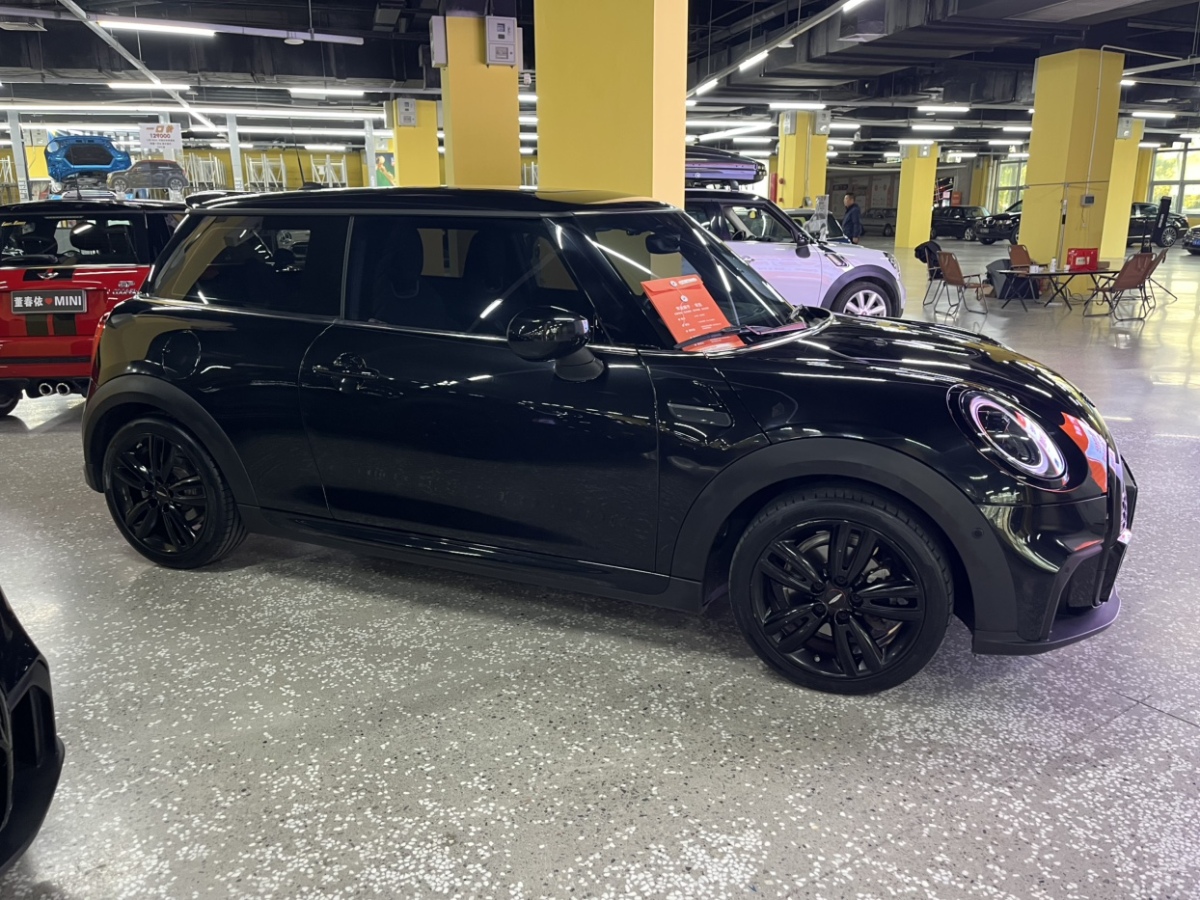 MINI MINI  2022款 1.5T COOPER 黑標特別版圖片