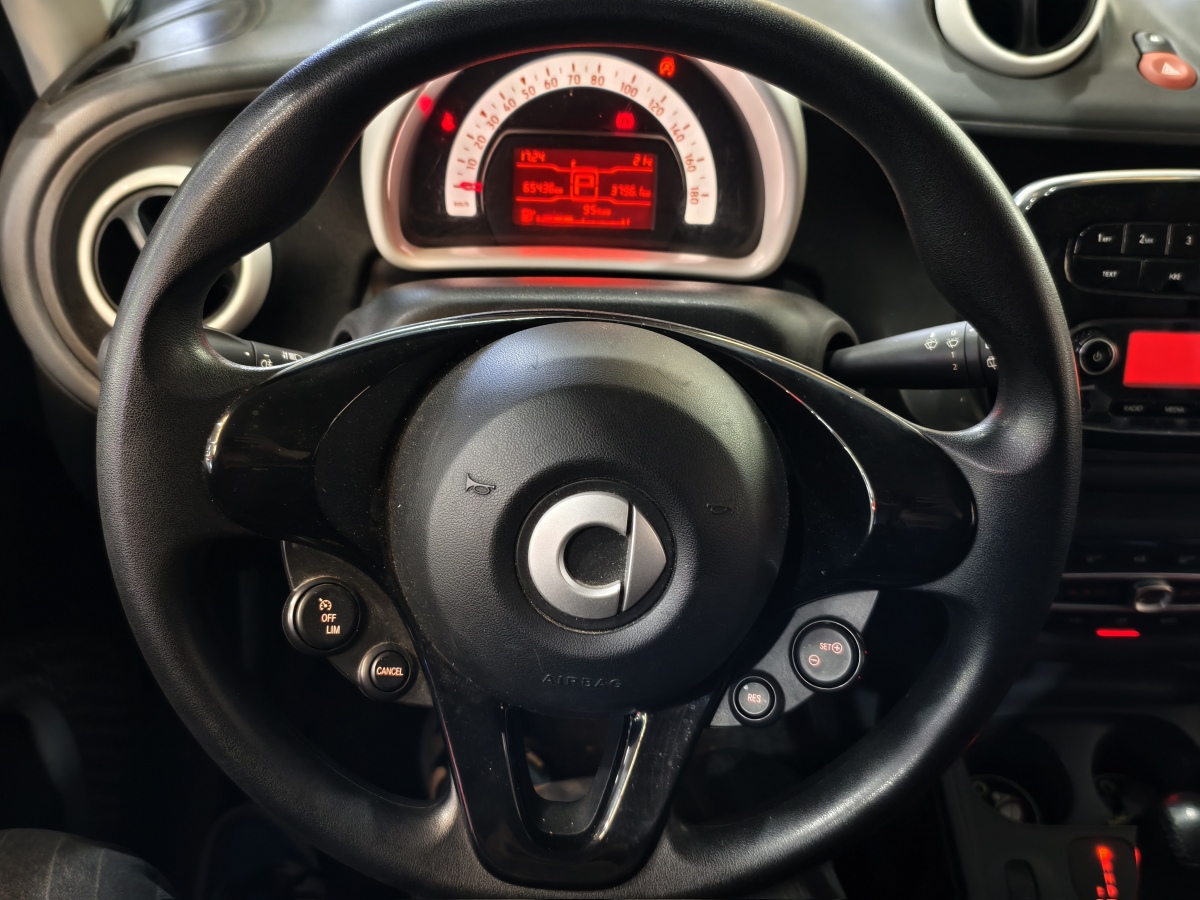 smart fortwo  2015款 1.0L 52千瓦硬頂靈動版圖片