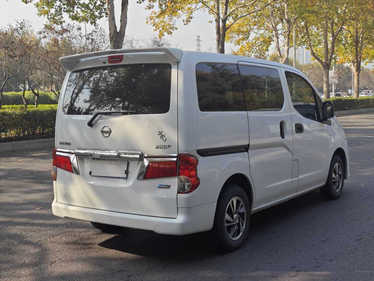 日產(chǎn) NV200  2016款 改款 1.6L CVT豪華型圖片