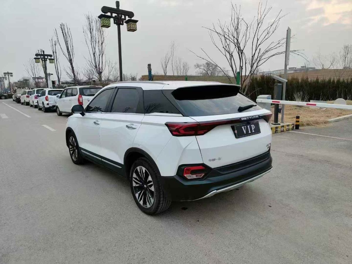 奔騰 奔騰T55  2023款 1.5T 自動飛躍款圖片