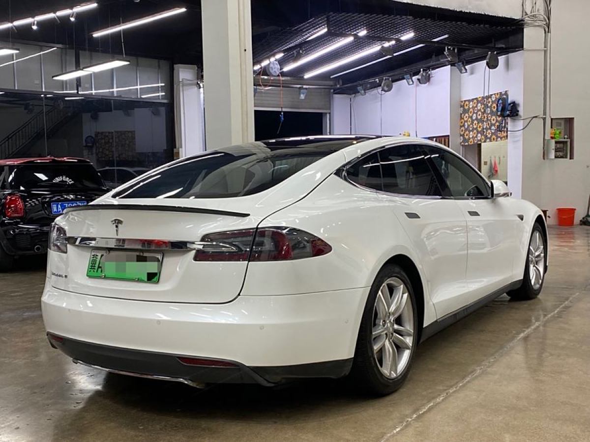 特斯拉 Model S  2015款 Model S 85D圖片