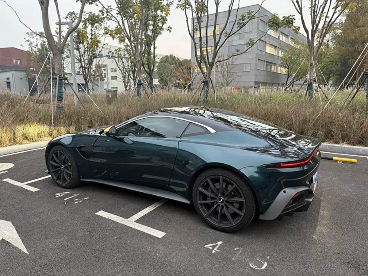 阿斯頓·馬丁 V8 Vantage  2024款 4.0T V8 Coupe圖片