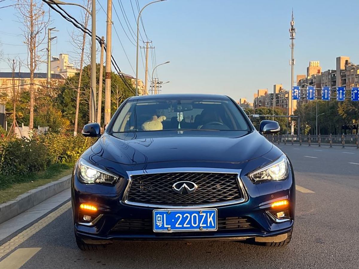 英菲尼迪 Q50L  2021款 2.0T 進(jìn)享版圖片