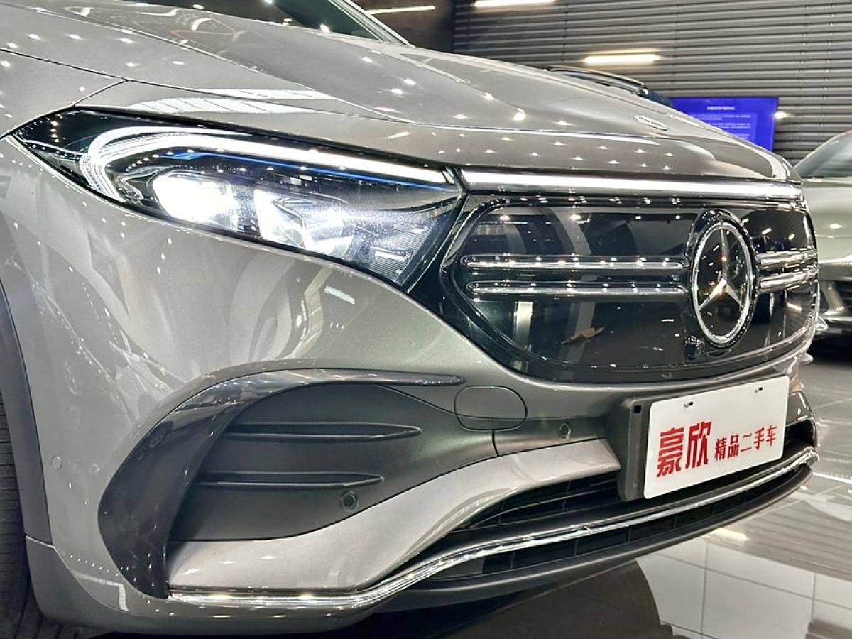 奔馳 奔馳EQA  2022款 EQA 300 4MATIC 首發(fā)特別版圖片