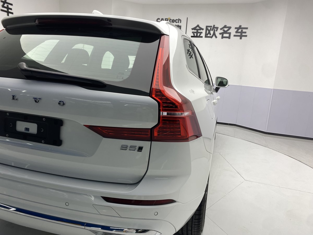 2023年7月沃爾沃 XC60  2024款 B5 四驅(qū)智遠(yuǎn)豪華版