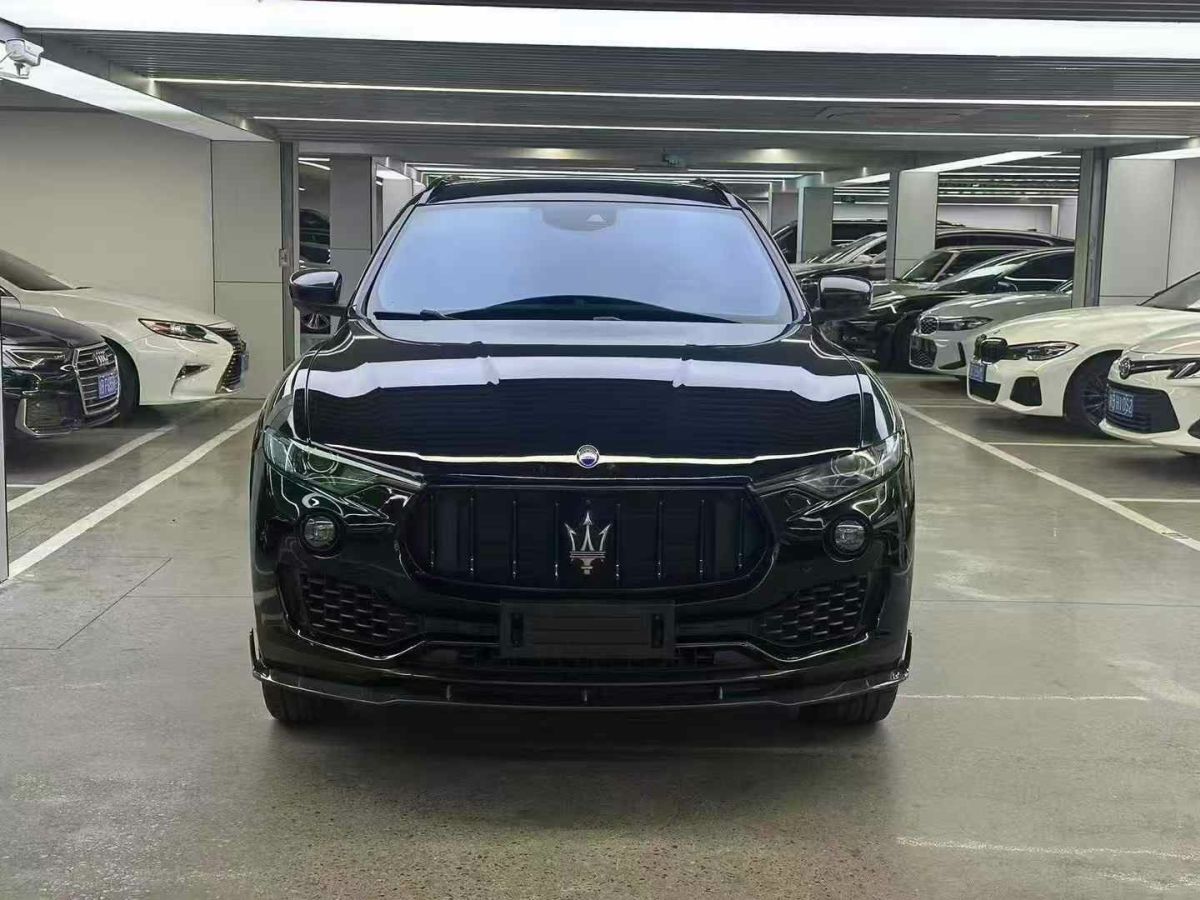 瑪莎拉蒂 Levante  2018款 3.0T 經(jīng)典版圖片