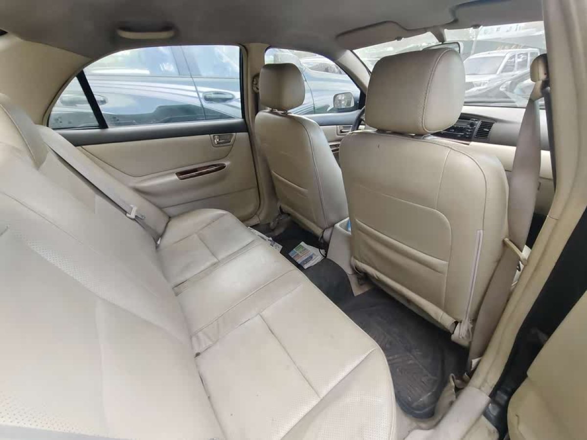 比亞迪 F3  2011款 1.5L 新白金版標(biāo)準(zhǔn)型圖片